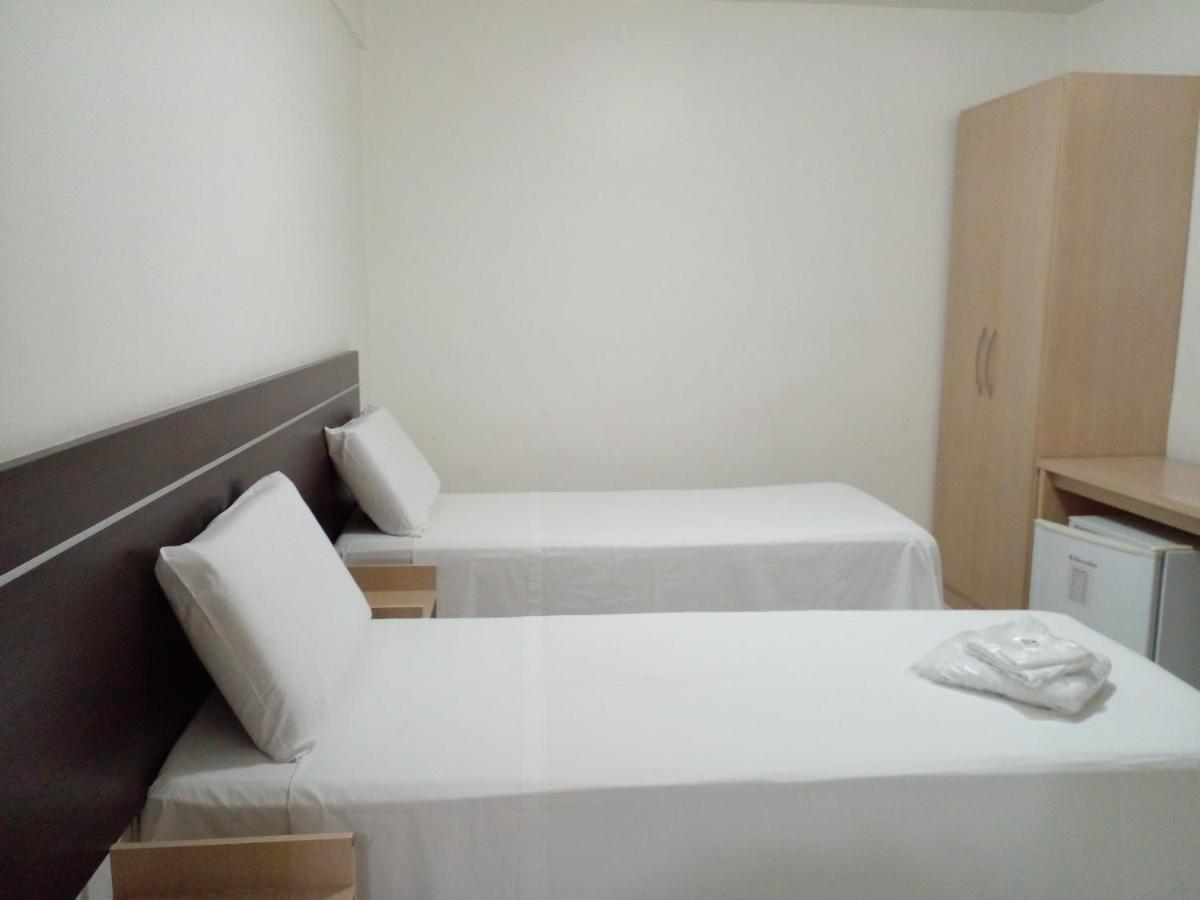 Hotel Minas Brasil Монтис-Кларус Экстерьер фото